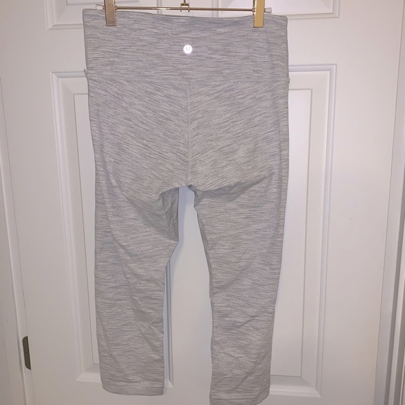Lululemon wunder under crop grey and white stripe